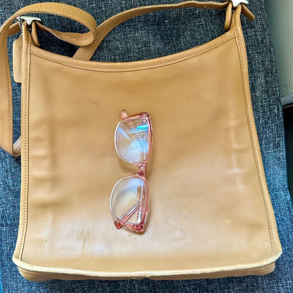 Vintage Coach Andrea Bucket  Camel Light BrowN - Picture 8 of 9